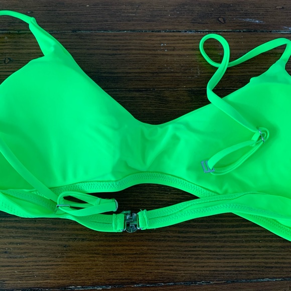 Lime green NWT bikini top size M - Picture 4 of 6